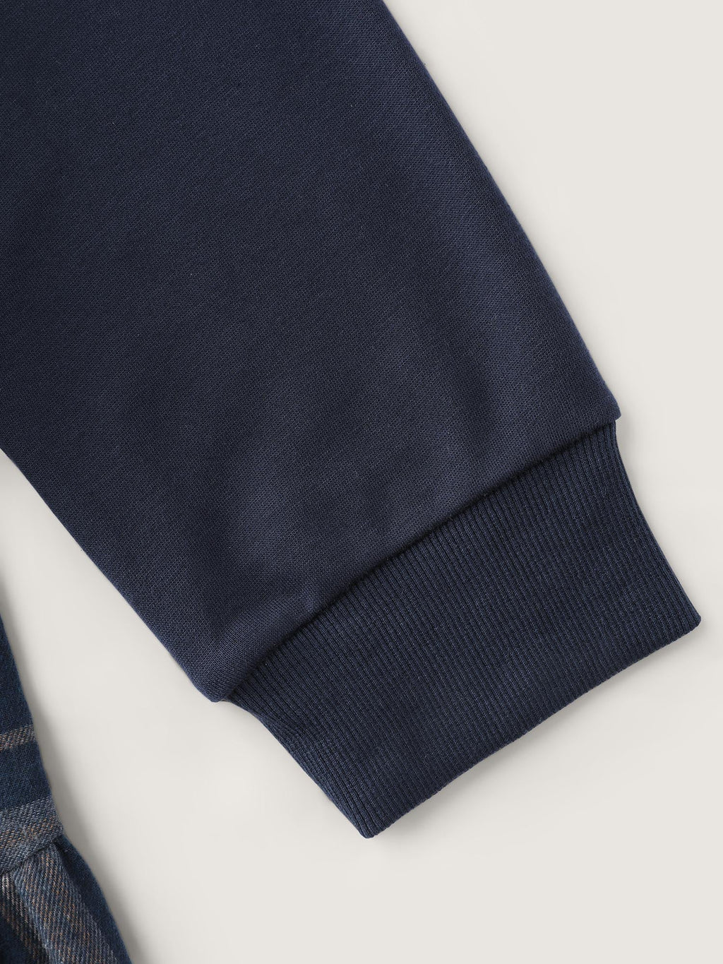 Plaid Pattern Layered Stretchy Sweatshirt