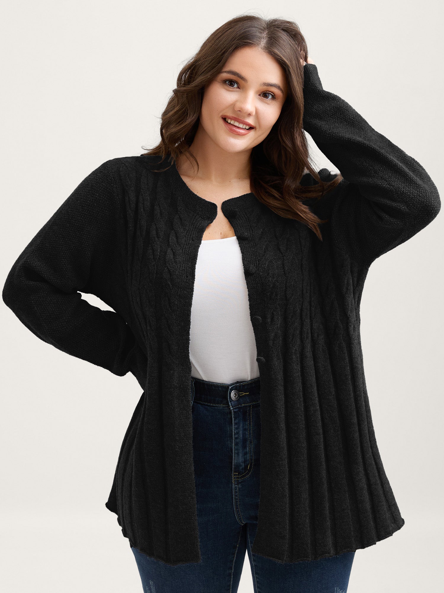 Cable Knit Round Neck Button Knit Cardigan