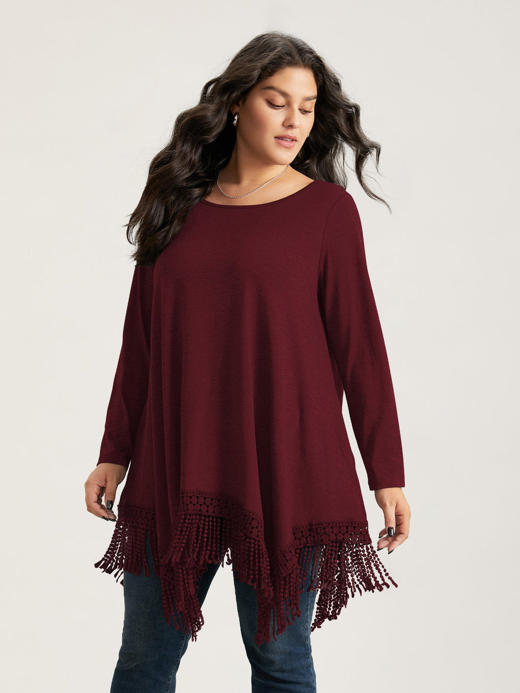 Solid Tassels Trim Pocket Asymmetrical Hem T-shirt
