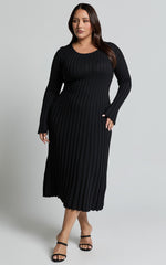 Long Sleeve Tie Back Flare Dress in Black