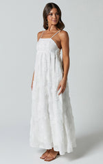 Sleeveless Straight Neckline Floral Detail Dress in White Embroidery