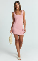 Scoop Neck 3D Floral Knit Dress in Pale Pink